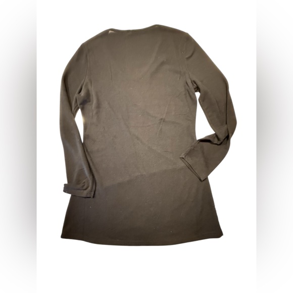 Sacred Threads Black and White Asymmetrical Graphic Long Sleeve Top - Picture 11 of 11